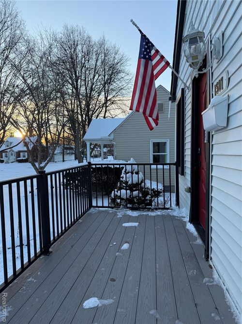 1507 E 5th St, Royal Oak, MI, 48067-2915 | Card Image