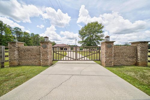 611 Padgetts Road, Opelika, AL, 36804 | Card Image