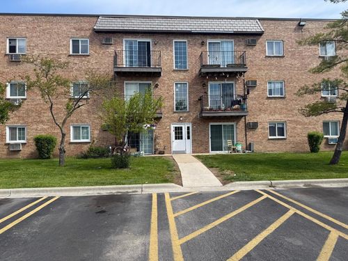 apt-239-139 W Elk Trl, Carol Stream, IL, 60188-9321 | Card Image