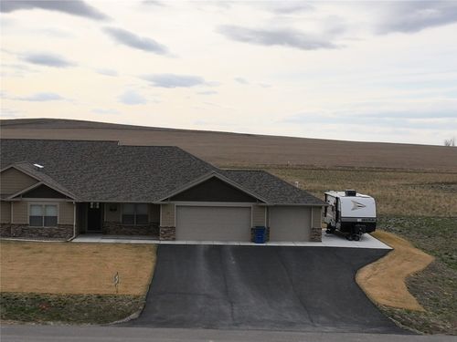 19 Copper Creek Ln, Great Falls, MT, 59405-4005 | Card Image