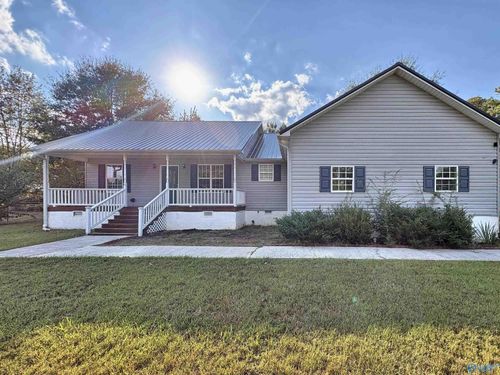 20 Leach Dr, Guntersville, AL, 35976-6699 | Card Image