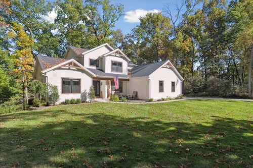 3739 Lake Bluff Dr, Grass Lake, MI, 49240-8955 | Card Image