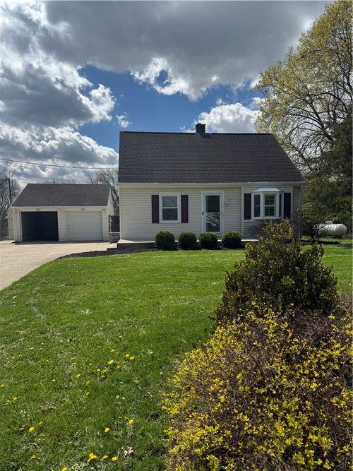 12433 Milton Carlisle Rd, New Carlisle, OH, 45344-9707 | Card Image