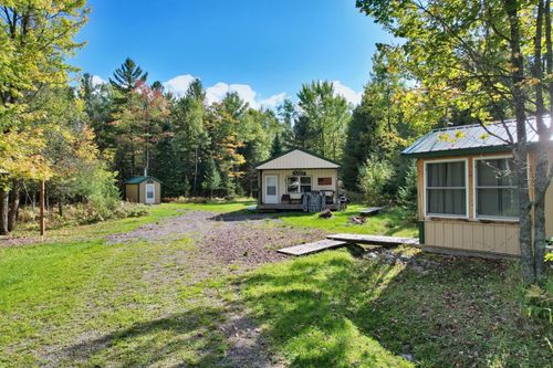 11840 Teal Rd, Trout Creek, MI, 49967-9380 | Card Image