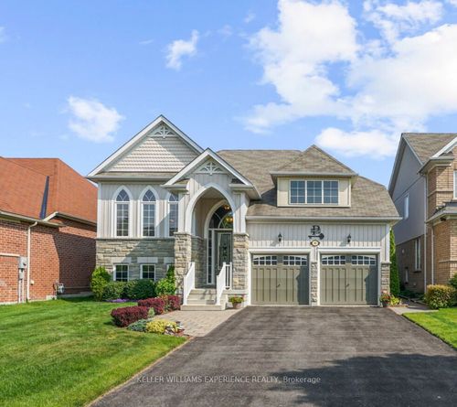 40 Collier Cres, Angus, ON, L3W1B5 | Card Image