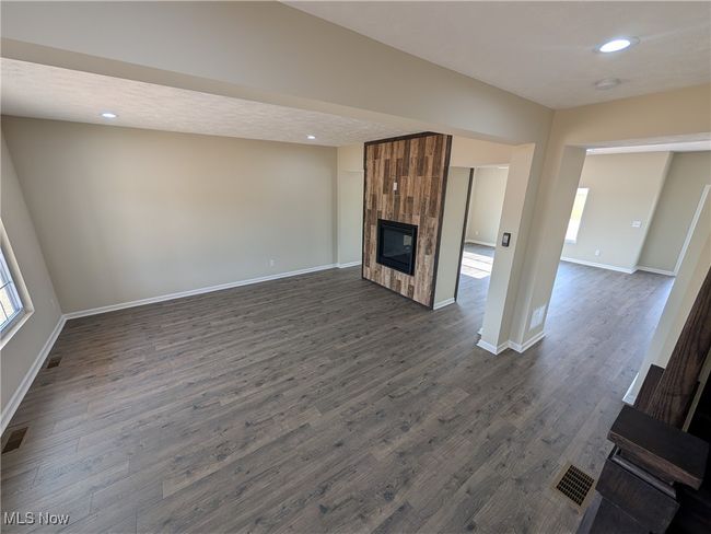 41861 State Route 303, House other with 4 bedrooms, 4 bathrooms and null parking in Lagrange OH | Image 23