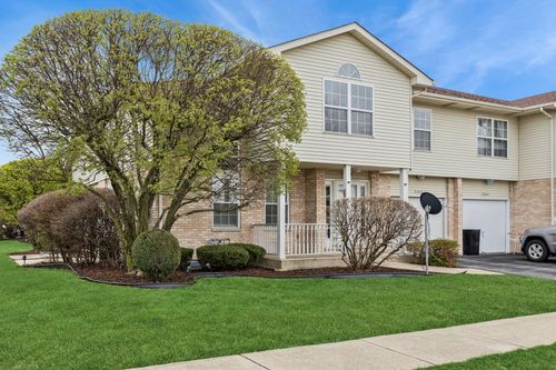 7245 Arbor Ln, Justice, IL, 60458-1180 | Card Image