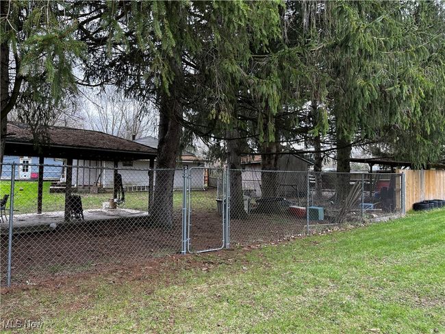 View of yard featuring​​‌​​​​‌​​‌‌​‌‌​​​‌‌​​‌‌​‌​​​​​‌ fence | Image 28