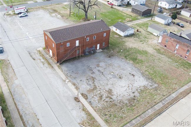 2334 E 25 Th St, House other with 0 bedrooms, 0 bathrooms and null parking in Granite City IL | Image 8
