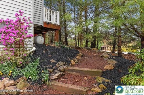 109 Laurelwoods Dr, Lake Harmony, PA, 18624 | Card Image
