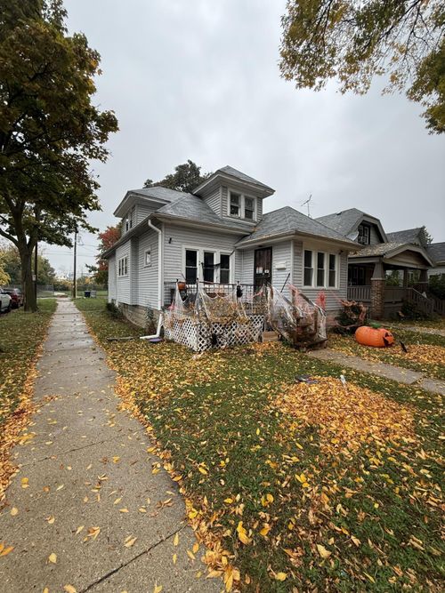 5303 N 39th St, Milwaukee, WI, 53209-4609 | Card Image