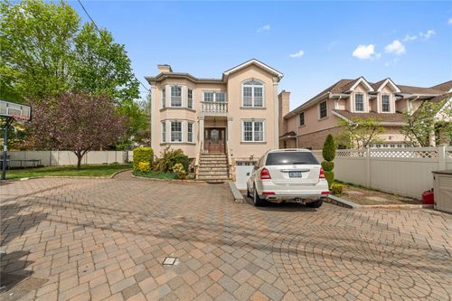 59 Sprain Rd, Yonkers, NY, 10710-5505 | Card Image