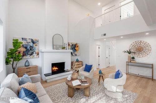 16-10 W Georgia Ave, Phoenix, AZ, 85013-2063 | Card Image