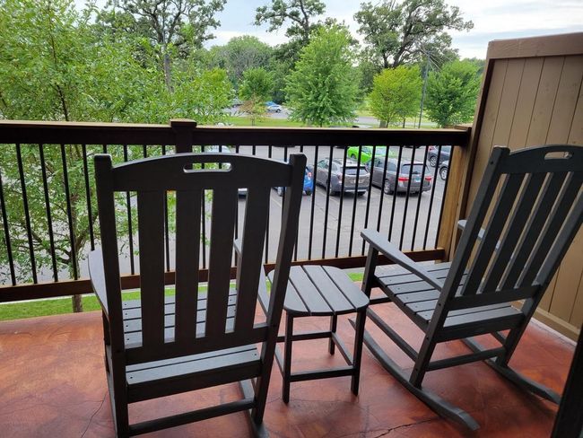 1318 - 2400 E Geneva St, Condo with 1 bedrooms, 1 bathrooms and null parking in DELAVAN WI | Image 6