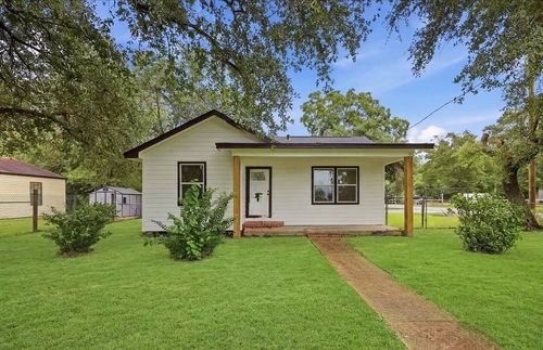 2465 62nd St, Port Acres, TX, 77640-6946 | Card Image