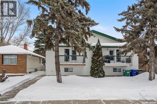 206A Cruise St, Saskatoon, SK, S7N2C3 | Card Image