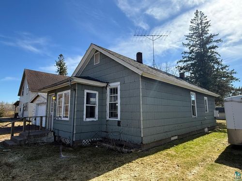 609 14th Ave E, Ashland, WI, 54806-3519 | Card Image