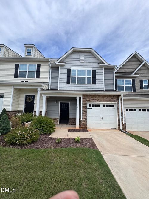 917 Hillman Ln, Mebane, NC, 27302-0718 | Card Image
