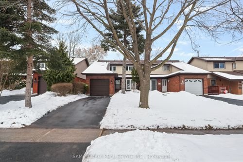 4235 Pheasant Run, Mississauga, ON, L5L2B8 | Card Image