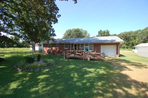 5825 Oaks Rd, Paducah, KY, 42003-1079 | Card Image
