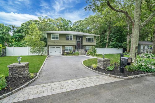 368 Carnation Dr, Shirley, NY, 11967-1414 | Card Image