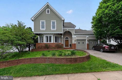 303 Talahi Rd Se, VIENNA, VA, 22180-5871 | Card Image