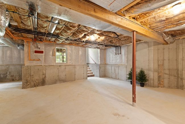 1 - 1 Santana Way, Condo with 2 bedrooms, 3 bathrooms and 2 parking in Carver MA | Image 30