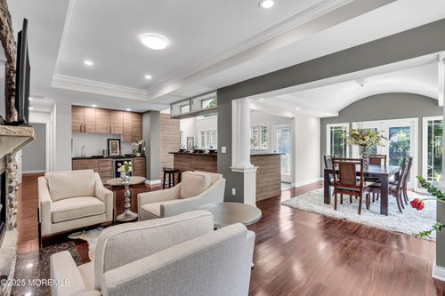 199 Pinckney Rd, Little Silver, NJ, 07739-1015 | Card Image