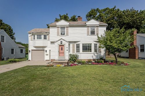 724 Inwood Pl, Maumee, OH, 43537-3723 | Card Image