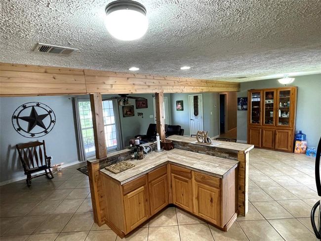 1750 Stringtown Rd Road, For Sale in Shepherd - Zoocasa