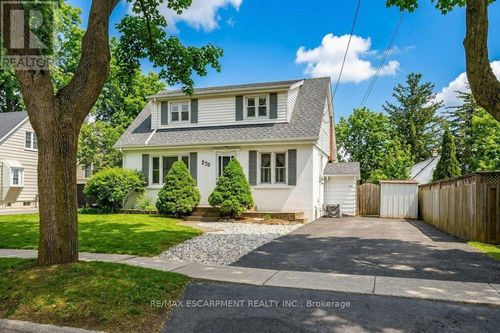 270 Mill St N, Waterdown, ON, L0R2H0 | Card Image