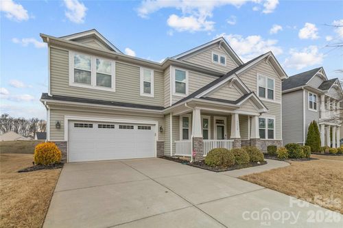 7512 Meridale Forest Dr, Charlotte, NC, 28269-3464 | Card Image