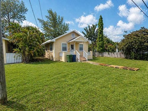 135 Se 4th Street, Hallandale Beach, FL, 33009 | Card Image