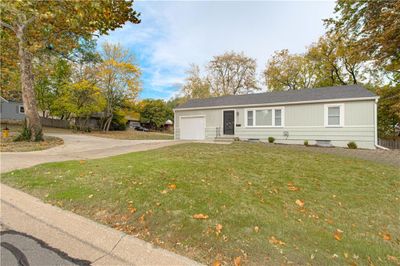 6322 W 58 Th Street, House other with 2 bedrooms, 2 bathrooms and null parking in Mission KS | Image 2