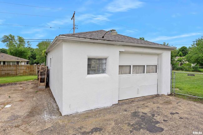 1900 Airport Rd, House other with 4 bedrooms, 2 bathrooms and null parking in Peoria IL | Image 34