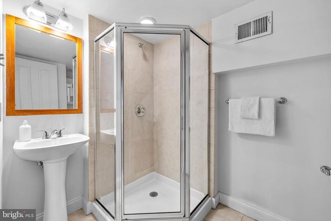 1310 Hull St, Townhouse with 3 bedrooms, 4 bathrooms and null parking in BALTIMORE MD | Image 40