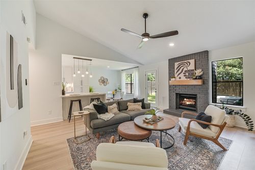 2600 Piping Rock Trl, Austin, TX, 78748-5945 | Card Image