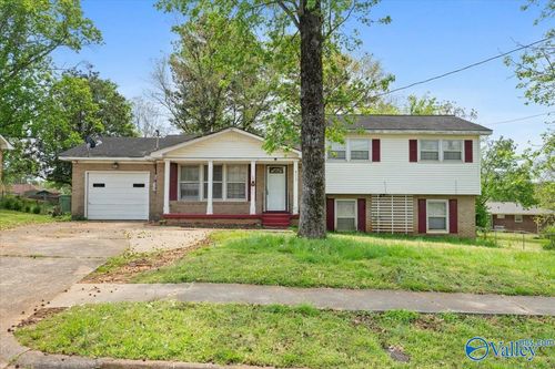 4113 Nelson Dr Nw, Huntsville, AL, 35810-3923 | Card Image