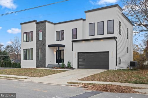 719 Meadow Ln Sw, VIENNA, VA, 22180-6344 | Card Image