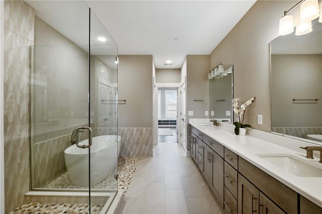 312 Highpointe Dr, Townhouse with 3 bedrooms, 4 bathrooms and 2 parking in Seven Fields PA | Image 13