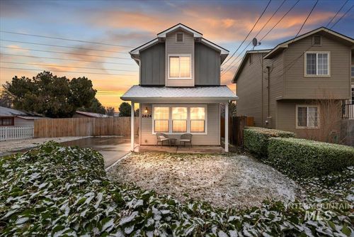 2624 S Virginia Ave, Boise, ID, 83705-4457 | Card Image