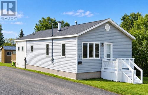 161 Churchill Ave, Sault Ste. Marie, ON, P6C2P9 | Card Image