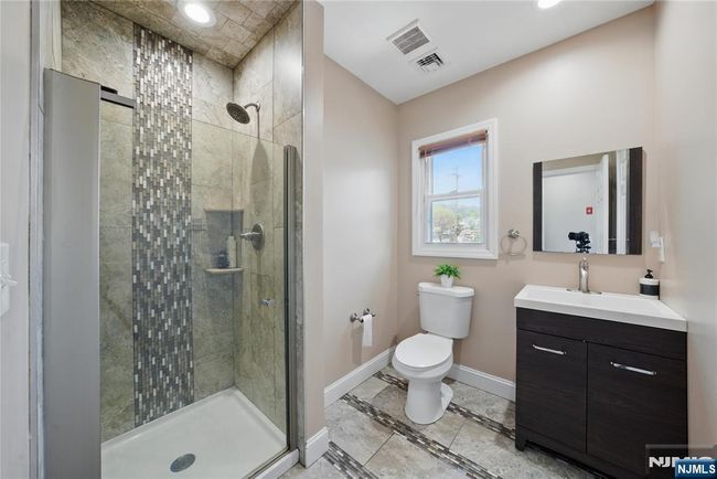 82 Barbour St, House other with 3 bedrooms, 2 bathrooms and null parking in Haledon NJ | Image 15
