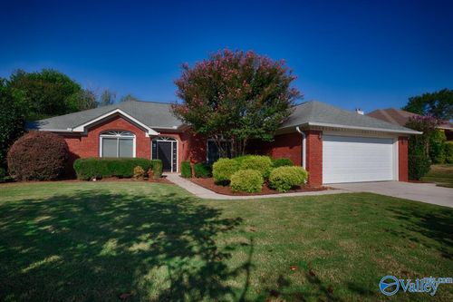 104 Brownstone Dr, Madison, AL, 35758-8301 | Card Image