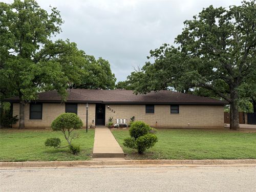 522 Crestwood Dr, Eastland, TX, 76448-2256 | Card Image