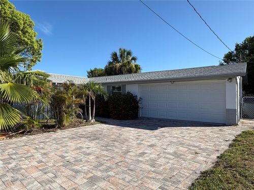 5711 Baroque Dr, Holiday, FL, 34690-6470 | Card Image