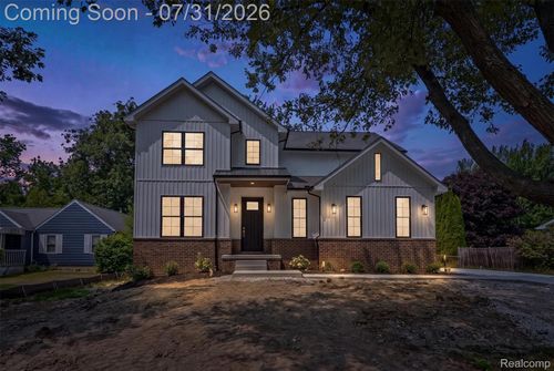 2065 Richwood Rd, Auburn Hills, MI, 48326-2525 | Card Image