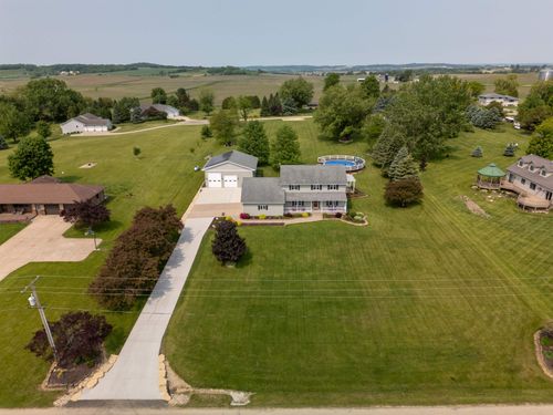 3028 S Golf Rd, Stockton, IL, 61085-9365 | Card Image
