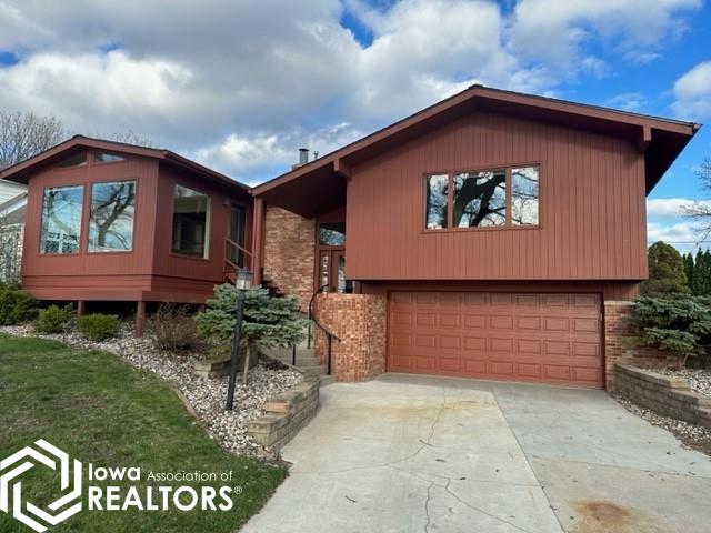 Lake Shore Dr, Emmetsburg, IA 50536