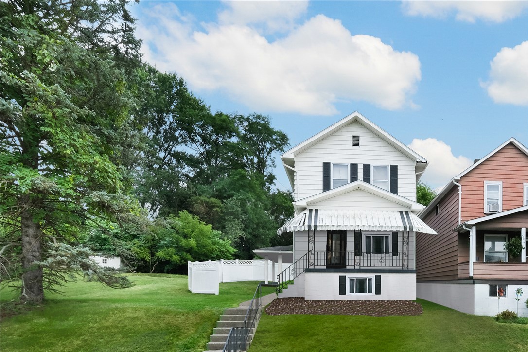 Esther Ave, New Kensington, PA 15068